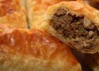 Пирожки из слоеного теста — простые и вкусные рецепты в духовке